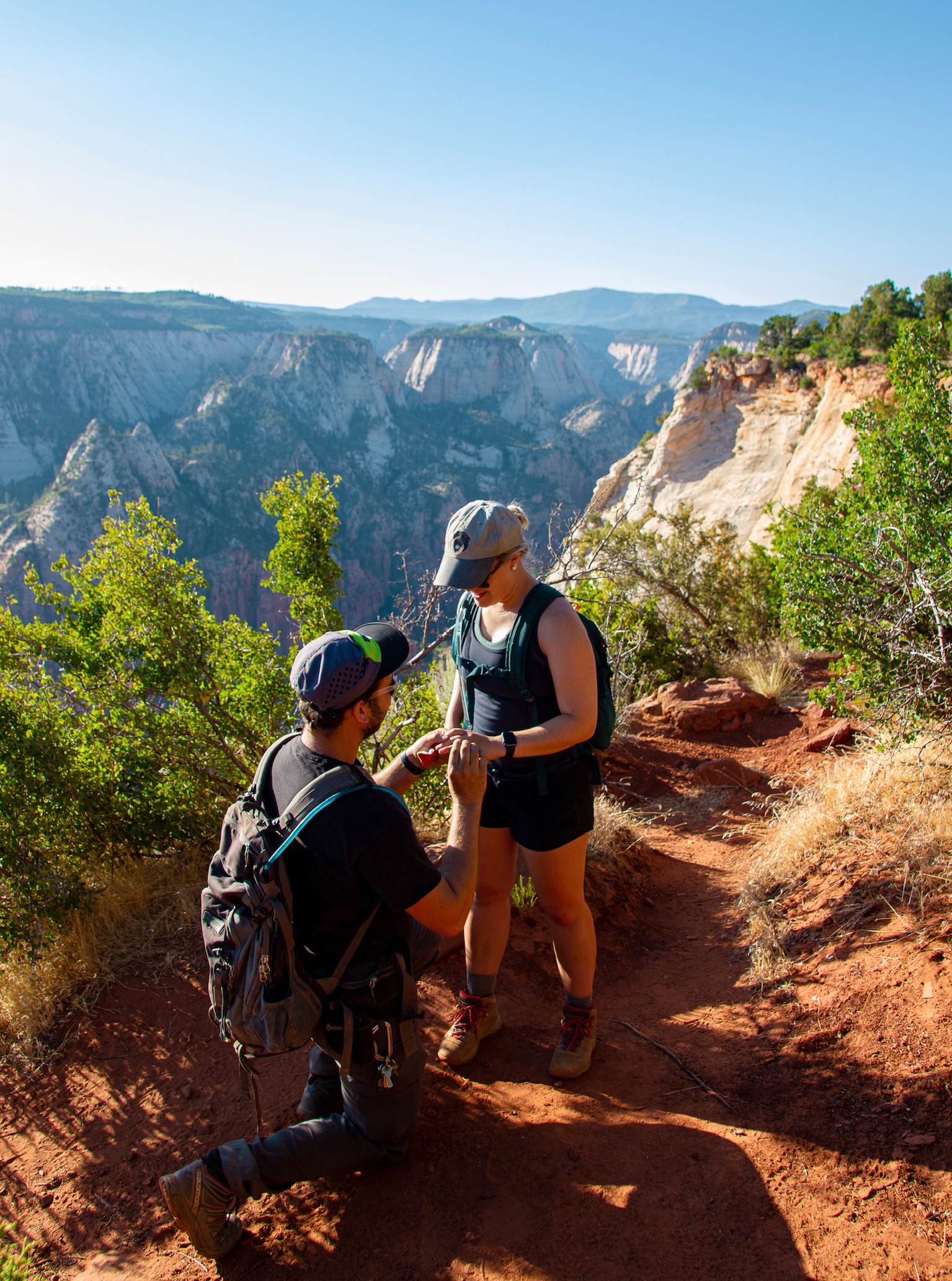 weston proposing to abby in zion national park in 2020