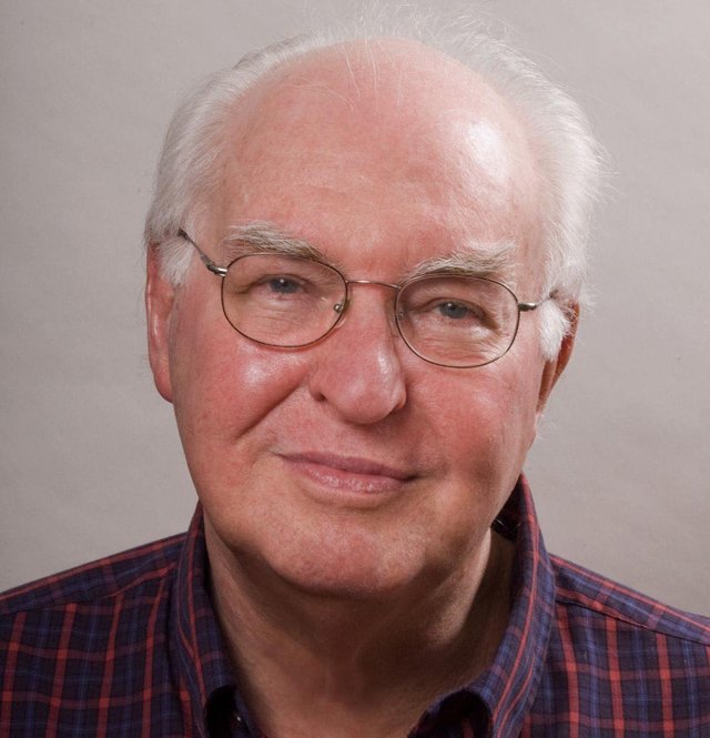 roy proctor headshot